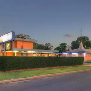 *** Motel Binalong Australia